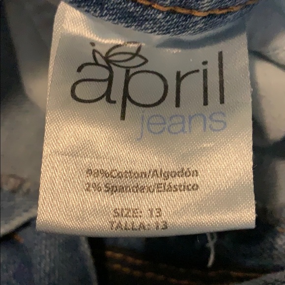 Distressed Jeans 💙 - Picture 3 of 5